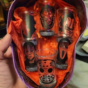 Spooky shot glass set